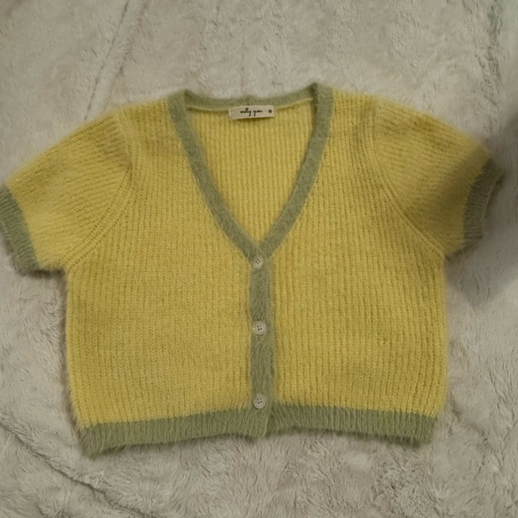 molly green Sweaters - Yellow and Green Cropped Soft Sweater/Cardigan